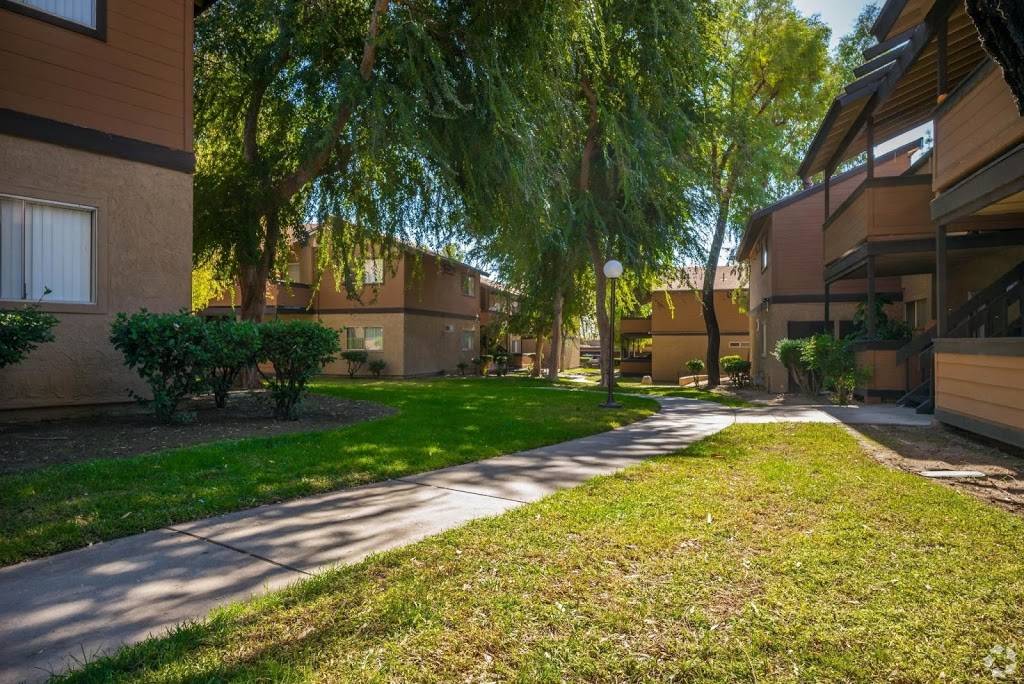 Park Heights Apartments (Highland, CA) | 2011 Arden Ave, Highland, CA 92346, USA | Phone: (833) 417-6369