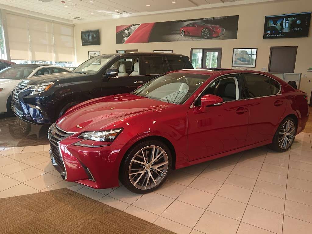 Hendrick Luxury Auto Mall at Northlake | 10720 Northlake Auto Plaza Blvd, Charlotte, NC 28269, USA | Phone: (866) 689-7871