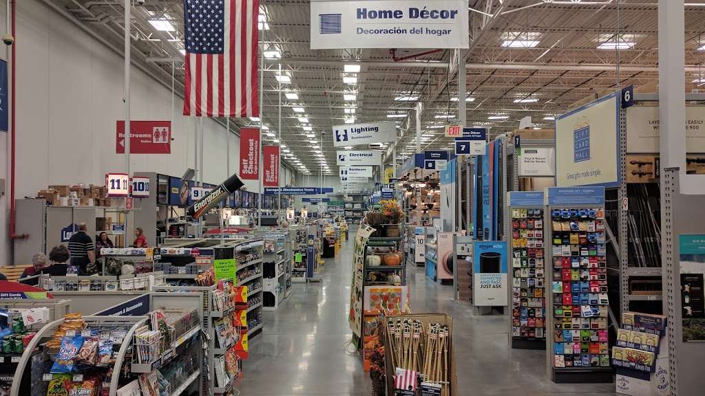 Lowes Home Improvement | 4811 N Oak Trafficway, Kansas City, MO 64118, USA | Phone: (816) 414-4220