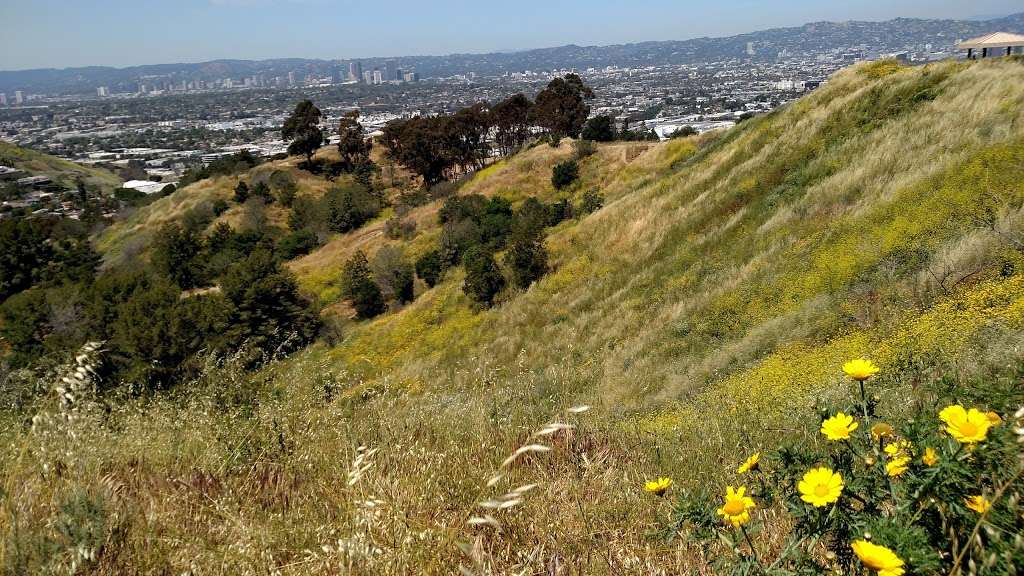 Kenneth Hahn State Recreation Area | 4100 S La Cienega Blvd, Los Angeles, CA 90056, USA | Phone: (323) 298-3660