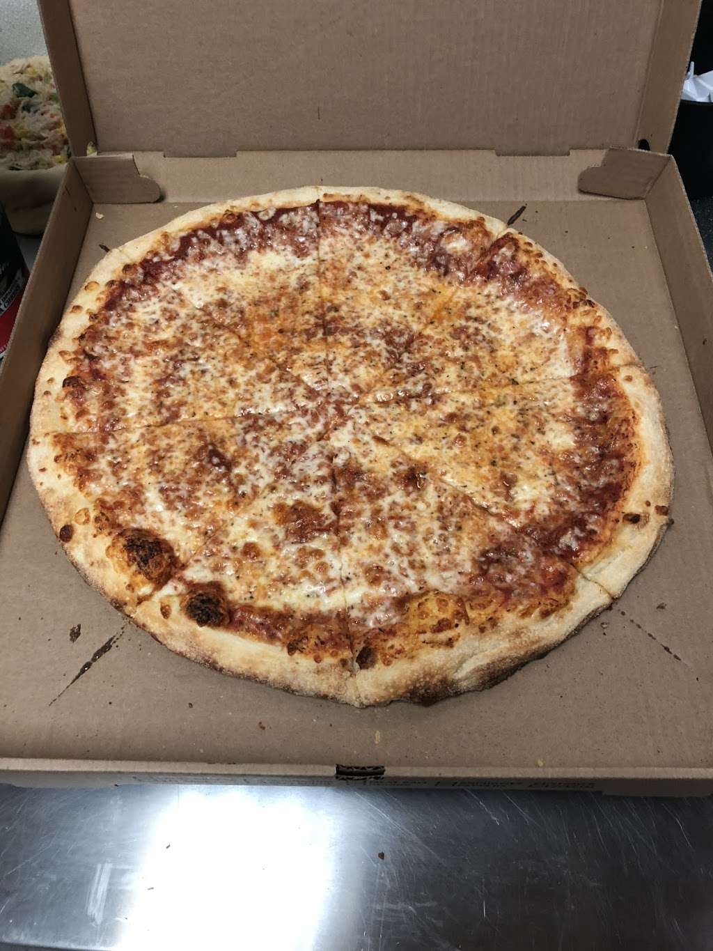 Faunts Pizza | 200 Washington St, Peabody, MA 01960, USA | Phone: (978) 531-0992