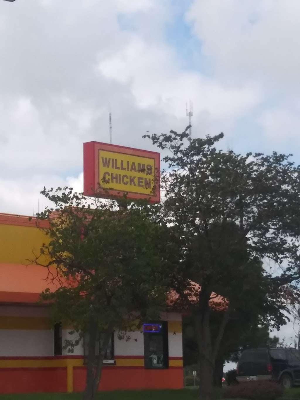 Williams Fried Chicken | 126 S Hwy 67, Cedar Hill, TX 75104, USA | Phone: (972) 291-3789