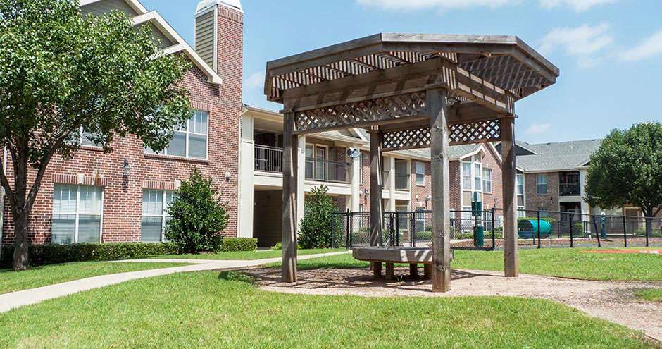 Bella Vida at Coyote Ridge | 4253 Hunt Dr, Carrollton, TX 75010, USA | Phone: (866) 838-5115