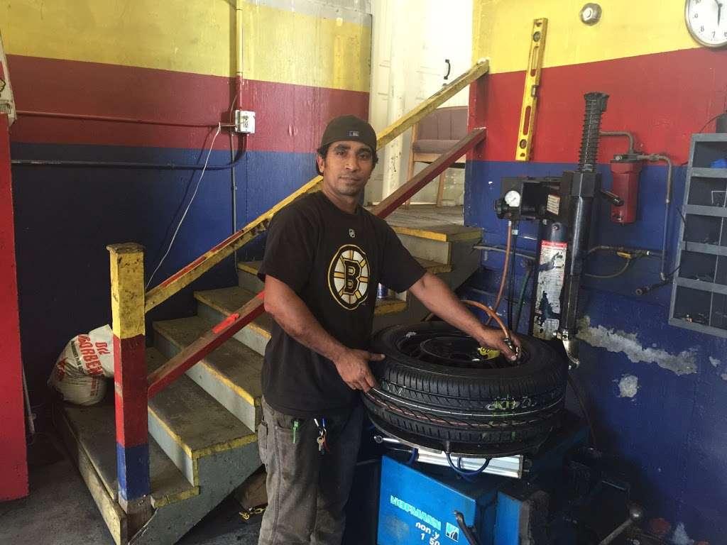 Emelys Tire Shop | 243 Howard St, Framingham, MA 01702, USA | Phone: (508) 309-4830