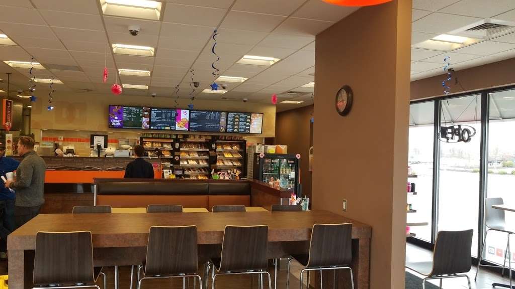 Dunkin Donuts | 10970 Broadway, Crown Point, IN 46307, USA | Phone: (219) 663-1050