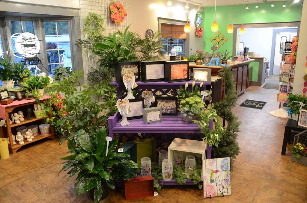 Cossairt Florist | 139 W Boggstown Rd, Shelbyville, IN 46176, USA | Phone: (317) 398-9316