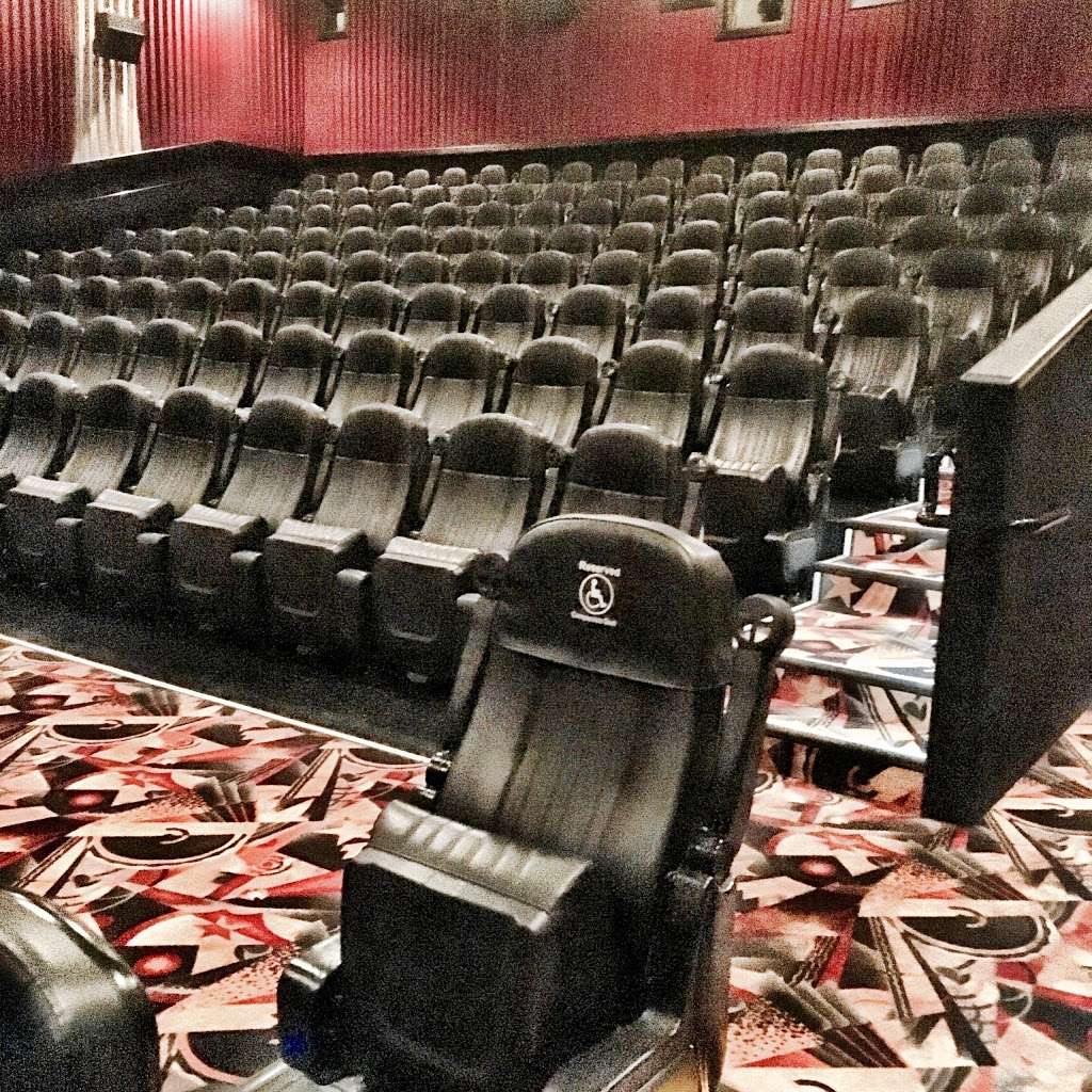 Regency Theatres Directors Cut Cinema | 25471 Rancho Niguel Rd, Laguna Niguel, CA 92677, USA | Phone: (949) 831-0446