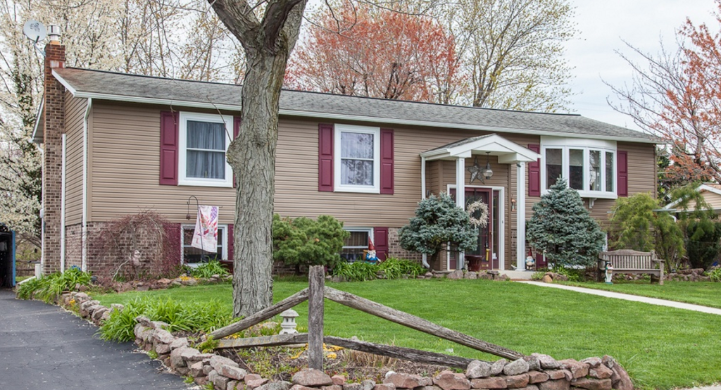 Berkshire Hathaway Homesale Realty- Mike Gordon, Realtor | 5 Old Mill Rd, Ephrata, PA 17522, USA | Phone: (717) 475-5824