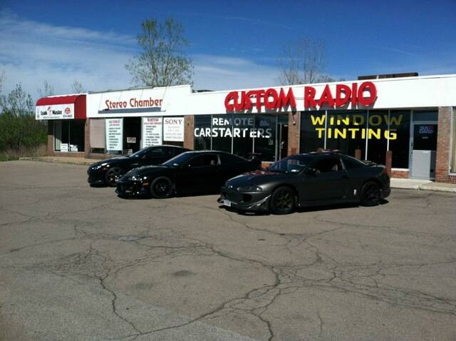 Custom Radio | 2080 Delaware Ave, Buffalo, NY 14216, USA | Phone: (716) 677-8877