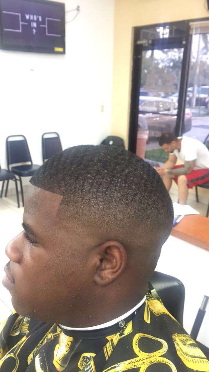 Sawgrass kings cuts barbershop | 11455 W Oakland Park Blvd, Sunrise, FL 33323, USA | Phone: (954) 626-0836