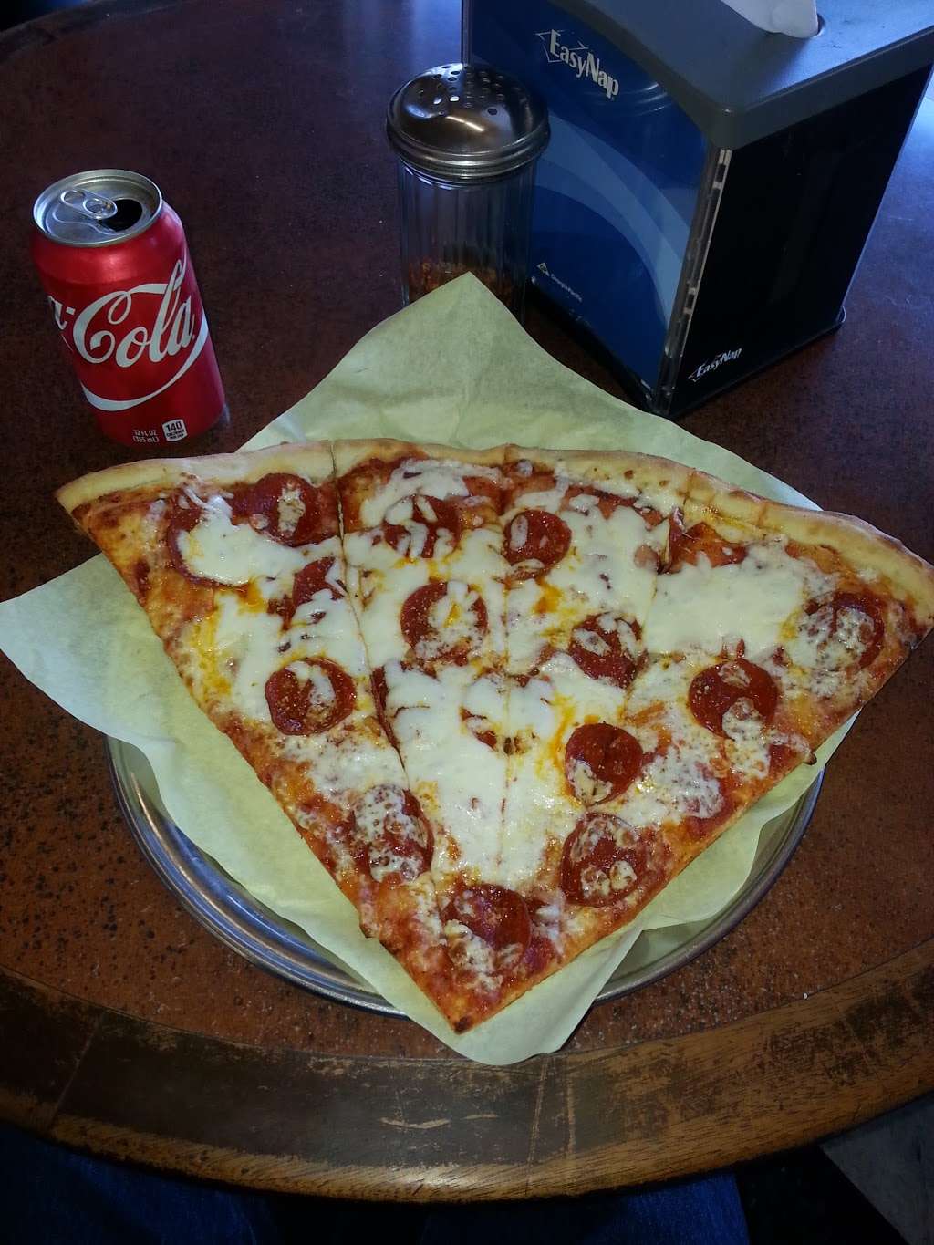 A Town Pizza | 1830 Whipple Rd, Union City, CA 94587, USA | Phone: (510) 471-7677