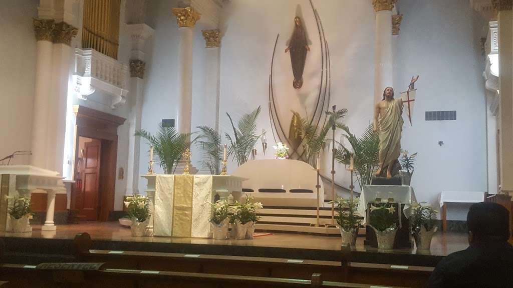 Our Lady of Grace Catholic Church | 2450 N Ridgeway Ave, Chicago, IL 60647, USA | Phone: (773) 772-5900