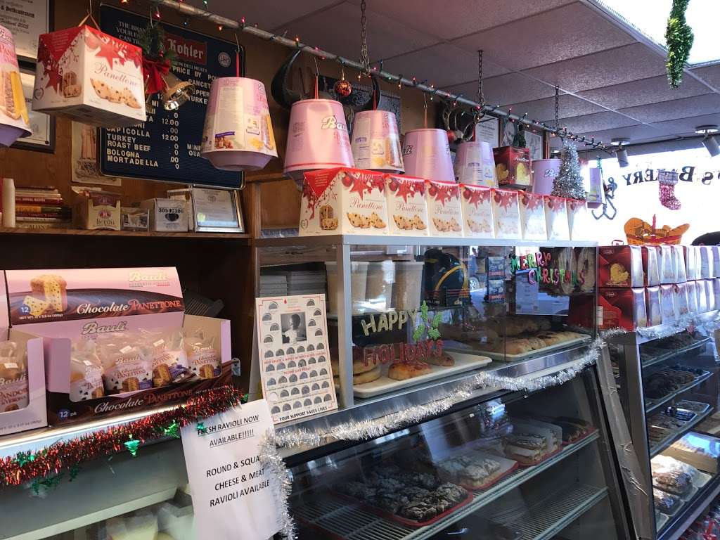 Leos Bakery & Deli | 514 Grand Ave, North Bergen, NJ 07047, USA | Phone: (201) 348-8433