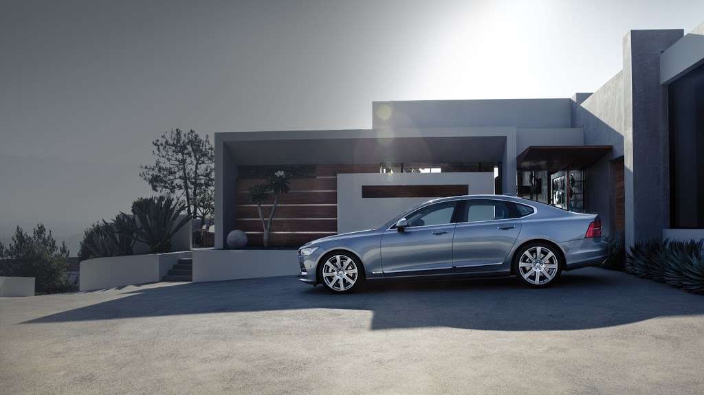 Fields Volvo Cars of Daytona Beach | 7610, 1270 N Tomoka Farms Rd #1, Daytona Beach, FL 32124, USA | Phone: (386) 252-7676