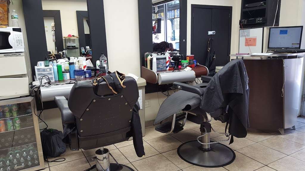 El Clasico Barber Shop | 1476 Jerome Ave, The Bronx, NY 10452, USA | Phone: (347) 284-4241