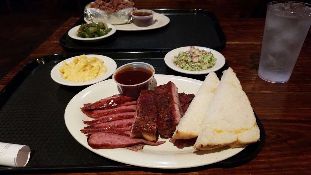 Big Horn BBQ | 2300 Smith Ranch Rd, Pearland, TX 77584, USA | Phone: (281) 741-3289