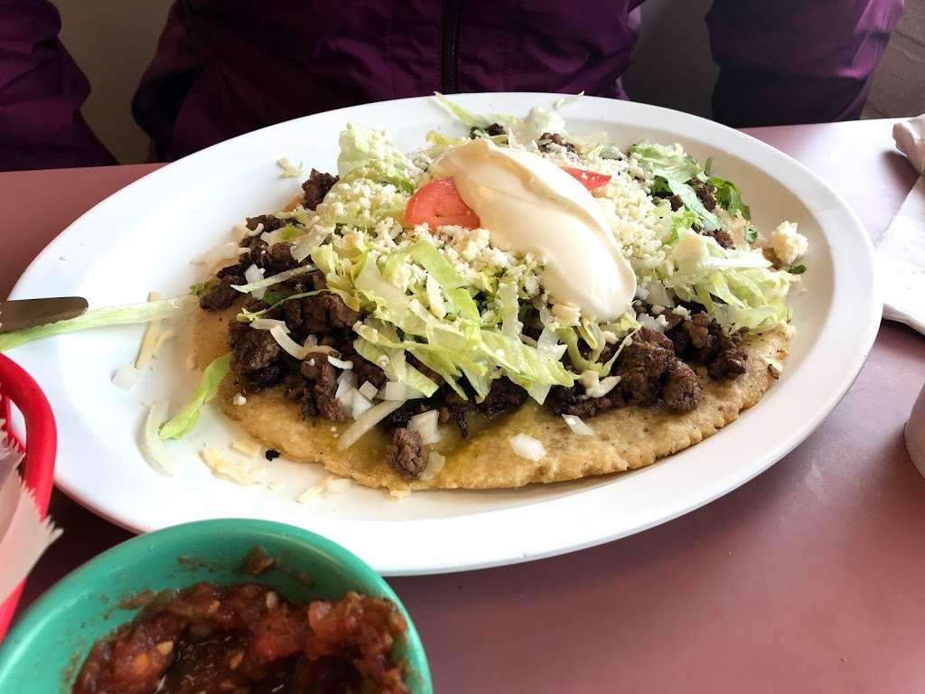 Gorditas La Tia | 6425 W 63rd St, Chicago, IL 60638, USA | Phone: (773) 229-1153