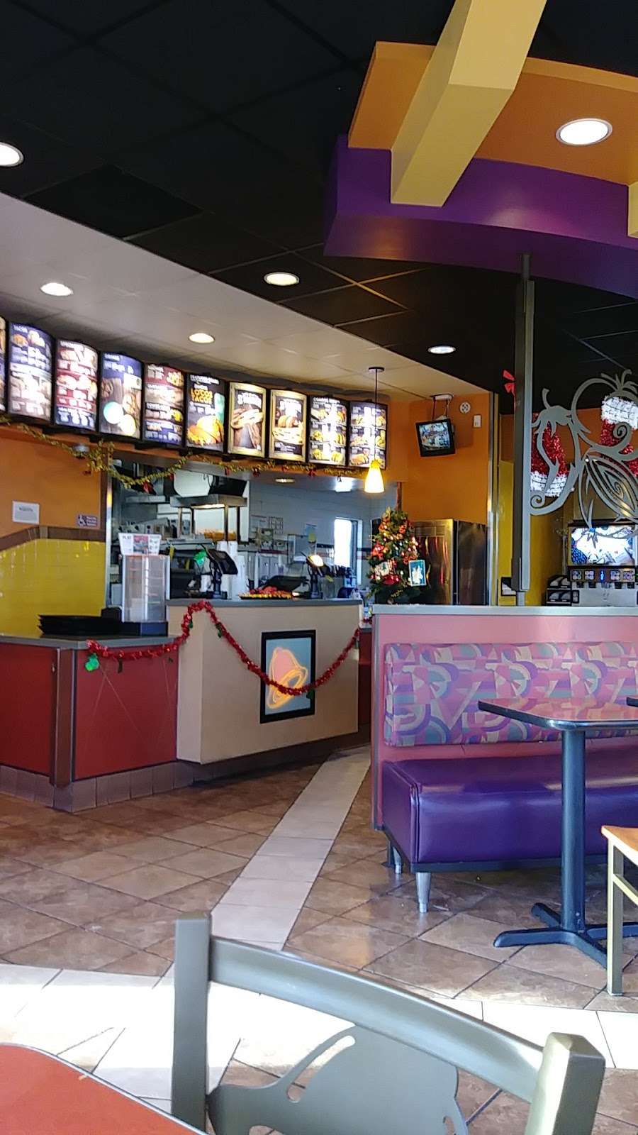 Taco Bell | 2544 S Archibald Ave, Ontario, CA 91761, USA | Phone: (909) 947-1431