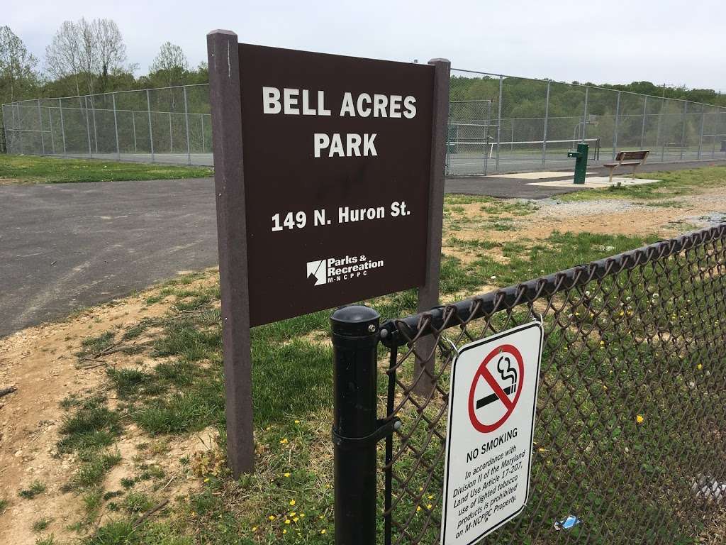 Bell Acres Park | 197 S Huron Dr, Oxon Hill, MD 20745, USA