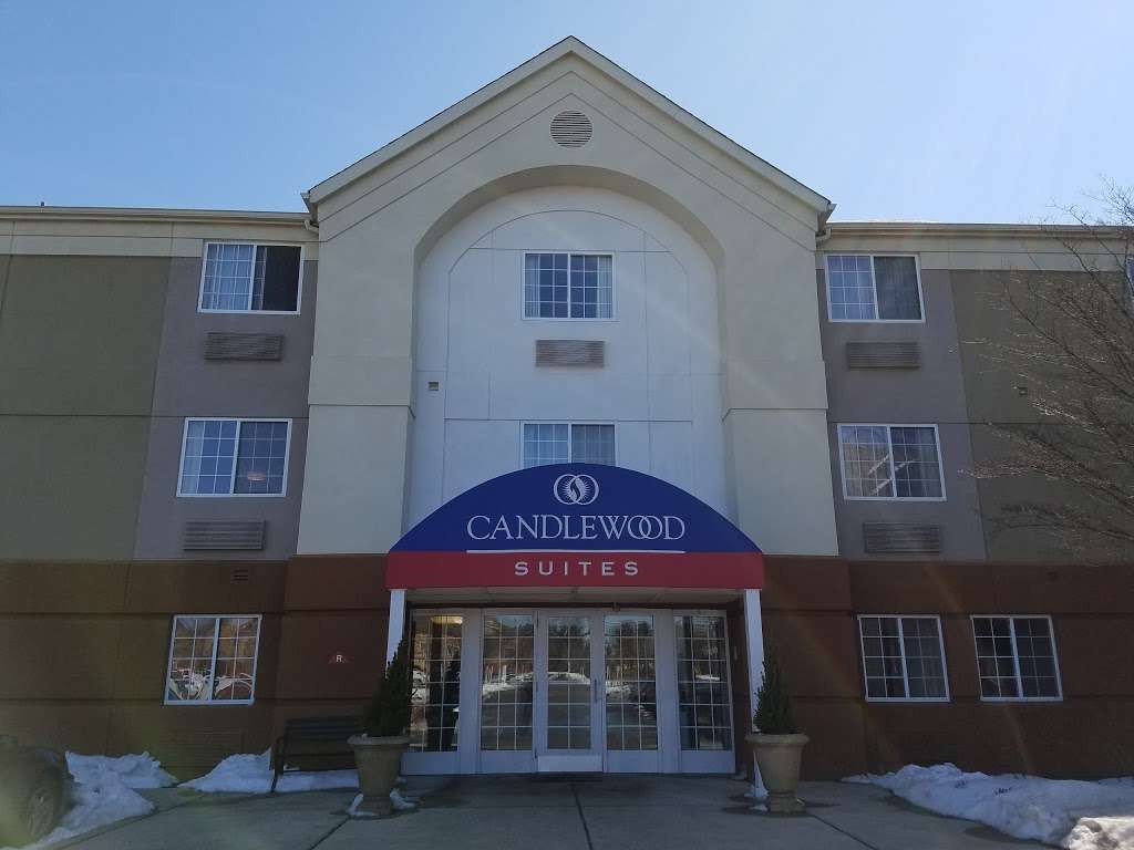 Candlewood Suites Somerset | 41 Worlds Fair Dr, Somerset, NJ 08873, USA | Phone: (732) 748-1400