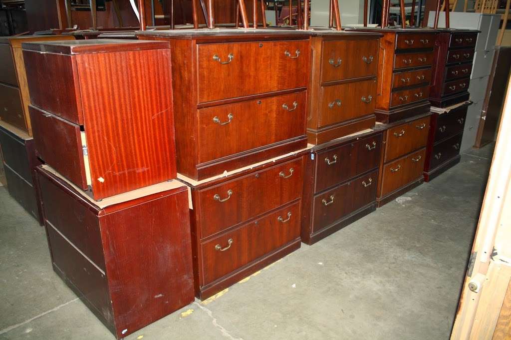 Corporate Liquidators | 650 W 6th St, Houston, TX 77007, USA | Phone: (713) 861-6600