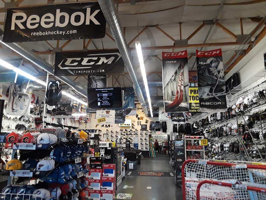 Behind The Mask Hockey Shops | 8666 E Shea Blvd #150, Scottsdale, AZ 85260, USA | Phone: (480) 998-1260