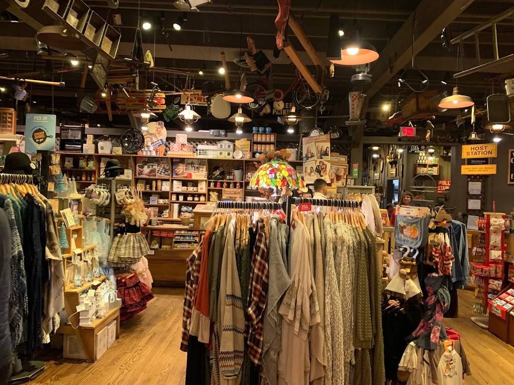 Cracker Barrel Old Country Store | 6700 N 27th St, Lincoln, NE 68521, USA | Phone: (402) 476-4901