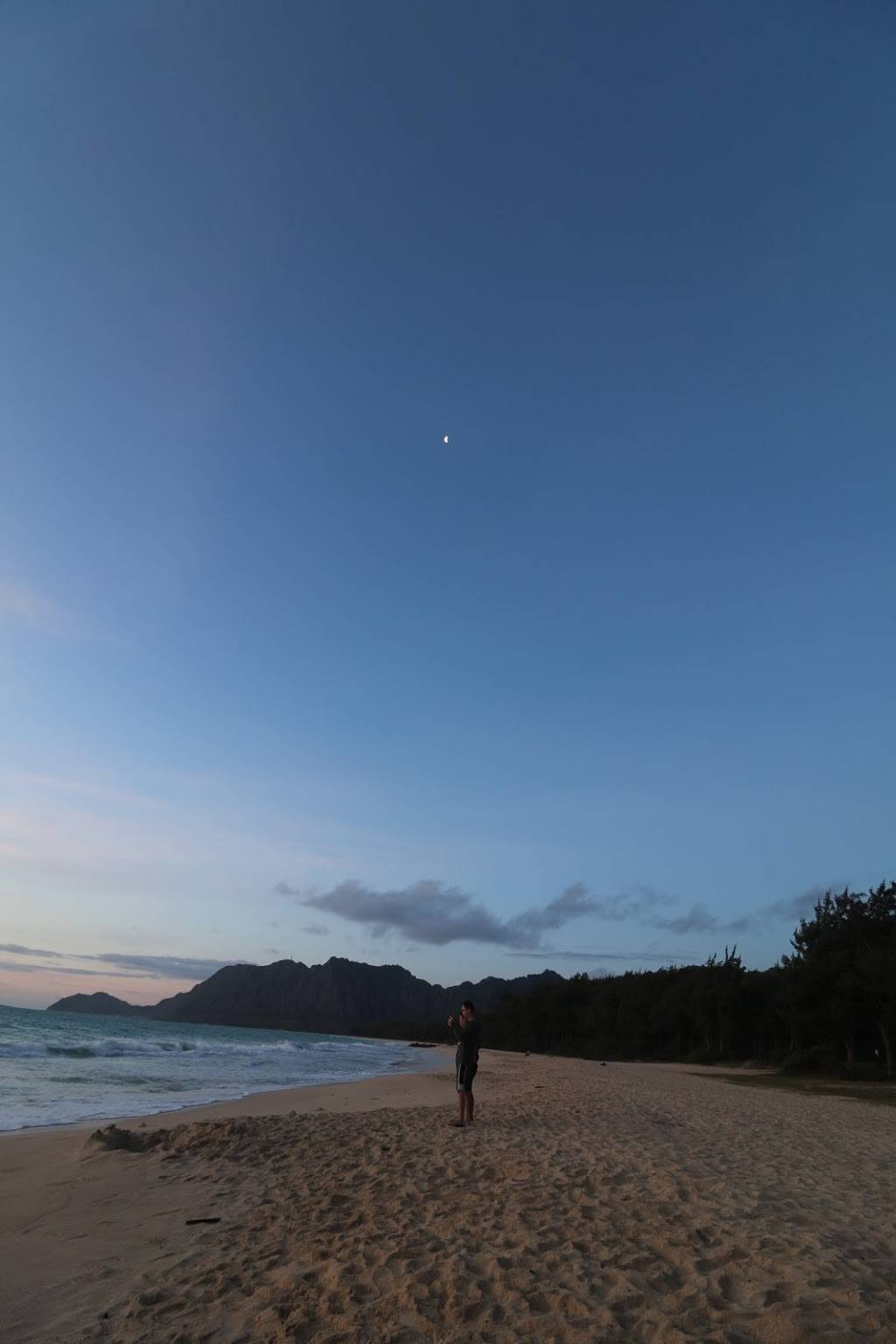 Bellows Field Beach Park Campground | 41-43 Kalanianaʻole Hwy, Waimanalo, HI 96795, USA | Phone: (808) 768-3003