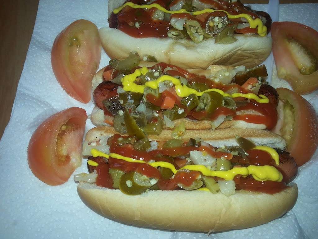 Garcias Hot Dogs | 5102 E 16th St, Indianapolis, IN 46218, USA | Phone: (317) 289-5593