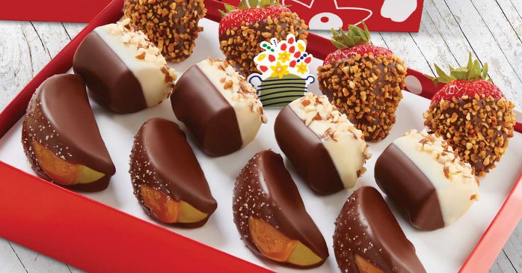 Edible Arrangements | 3845 Aramingo Ave, Philadelphia, PA 19137, USA | Phone: (215) 533-5170