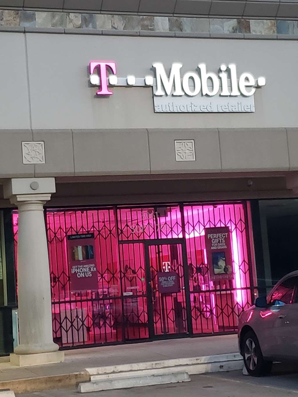 T-Mobile | 3061 Interstate 45 N #700, Conroe, TX 77304, USA | Phone: (936) 756-1619