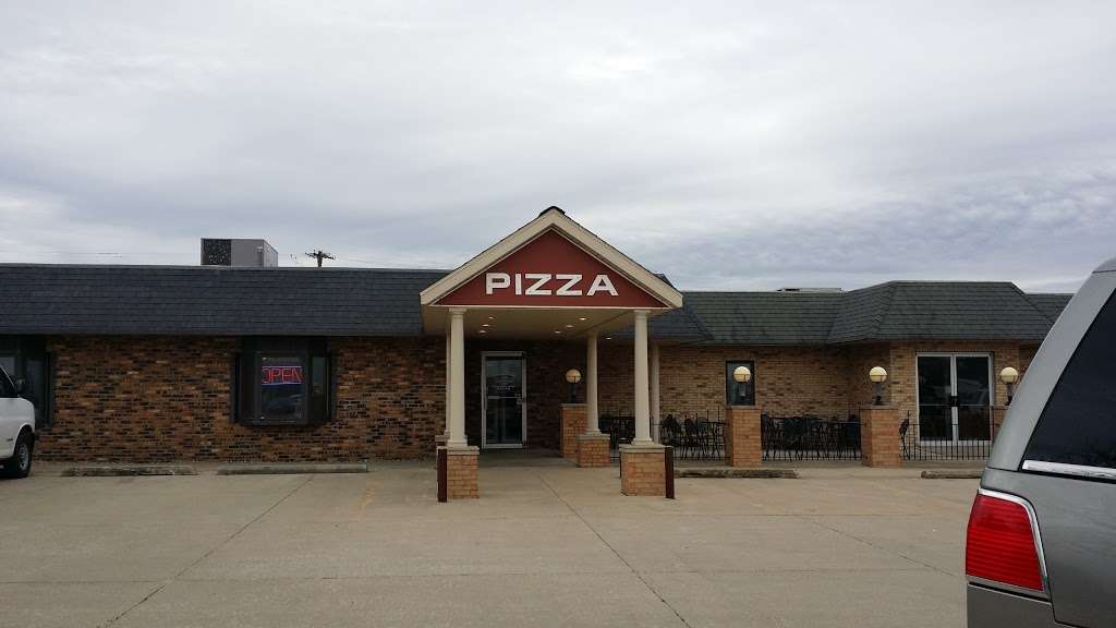 Pizzas By Marchelloni | 405 E Locust St, Fairbury, IL 61739, USA | Phone: (815) 692-4602