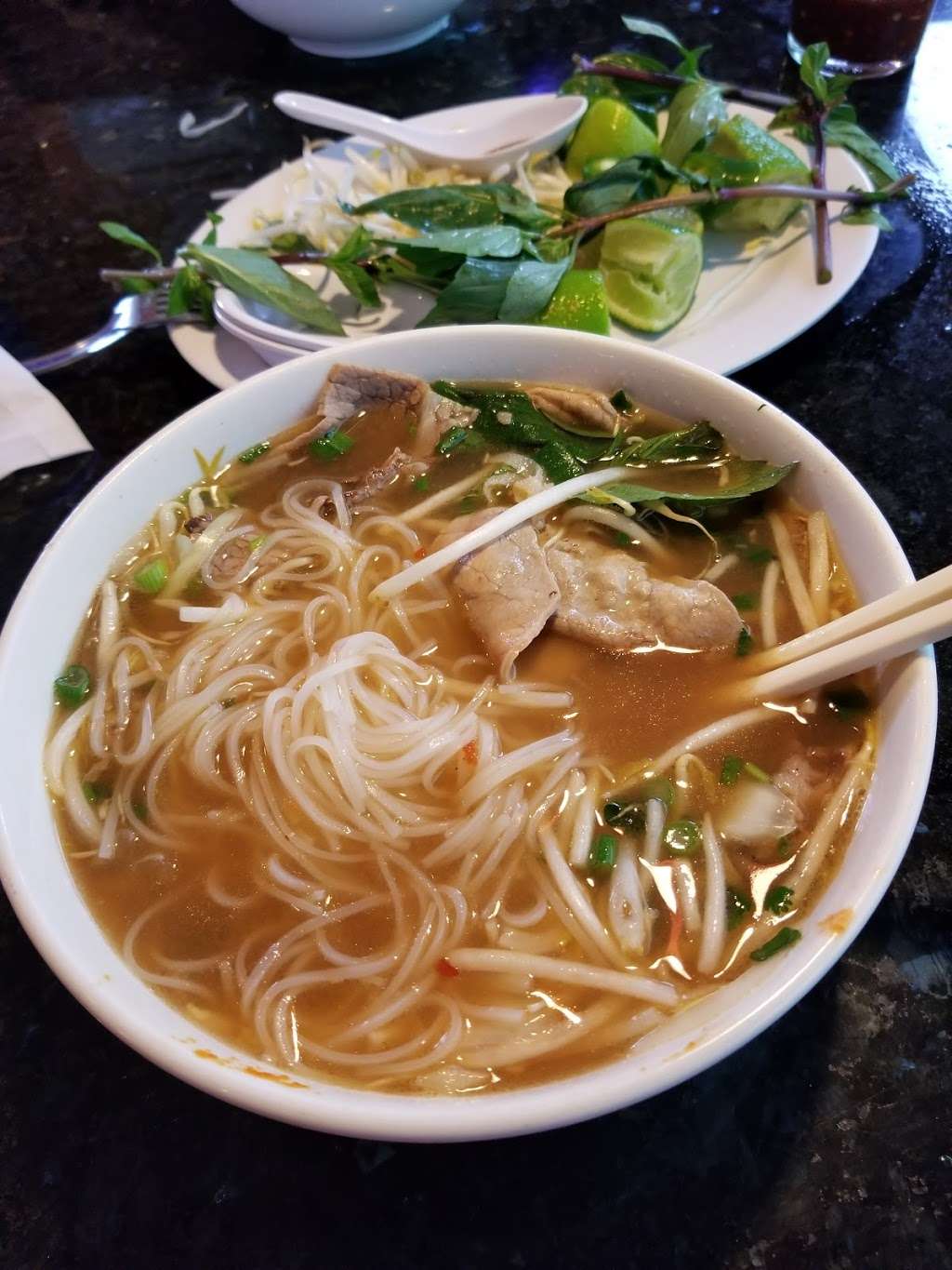 Pho 555 | 1098 S Federal Blvd, Denver, CO 80219, USA | Phone: (303) 936-1000