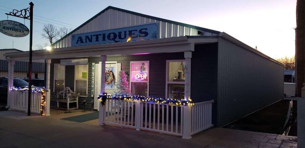 Blue Water Sales & Antiques | 501 State St, Mound City, MO 64470, USA | Phone: (816) 390-5462