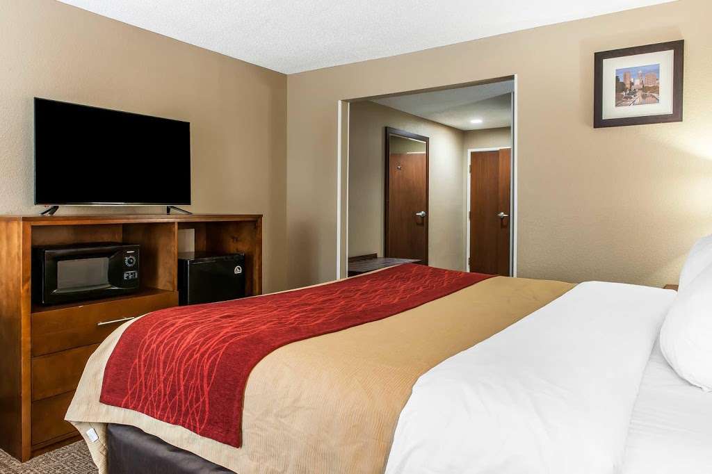 Comfort Inn Airport | 6107 Cambridge Way, Plainfield, IN 46168, USA | Phone: (317) 204-3768