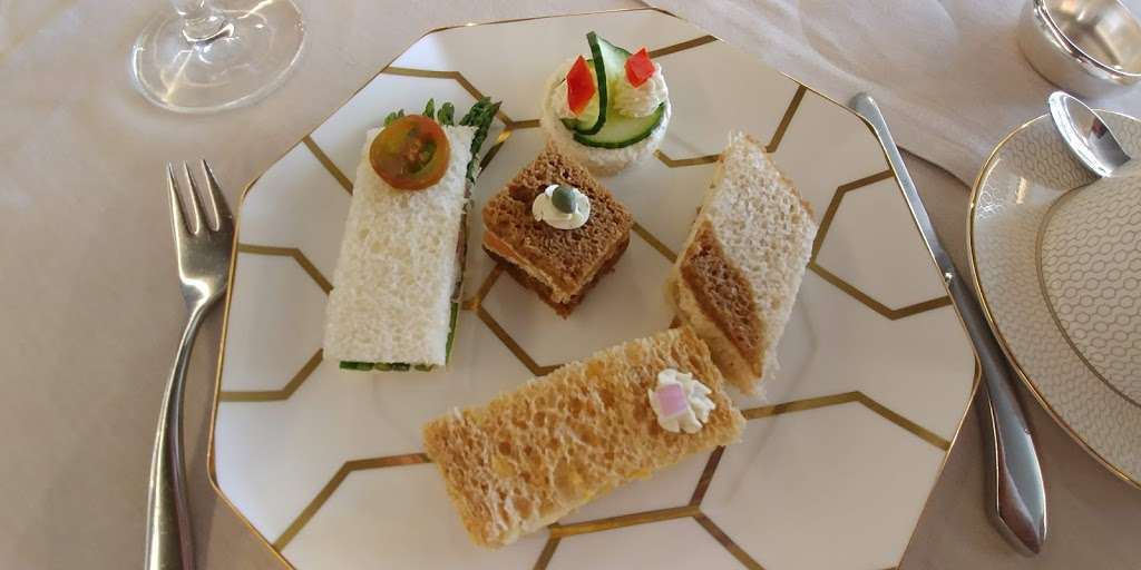 Afternoon Tea at the Phoenician | 6000 E Camelback Rd, Scottsdale, AZ 85251, USA | Phone: (480) 423-2530