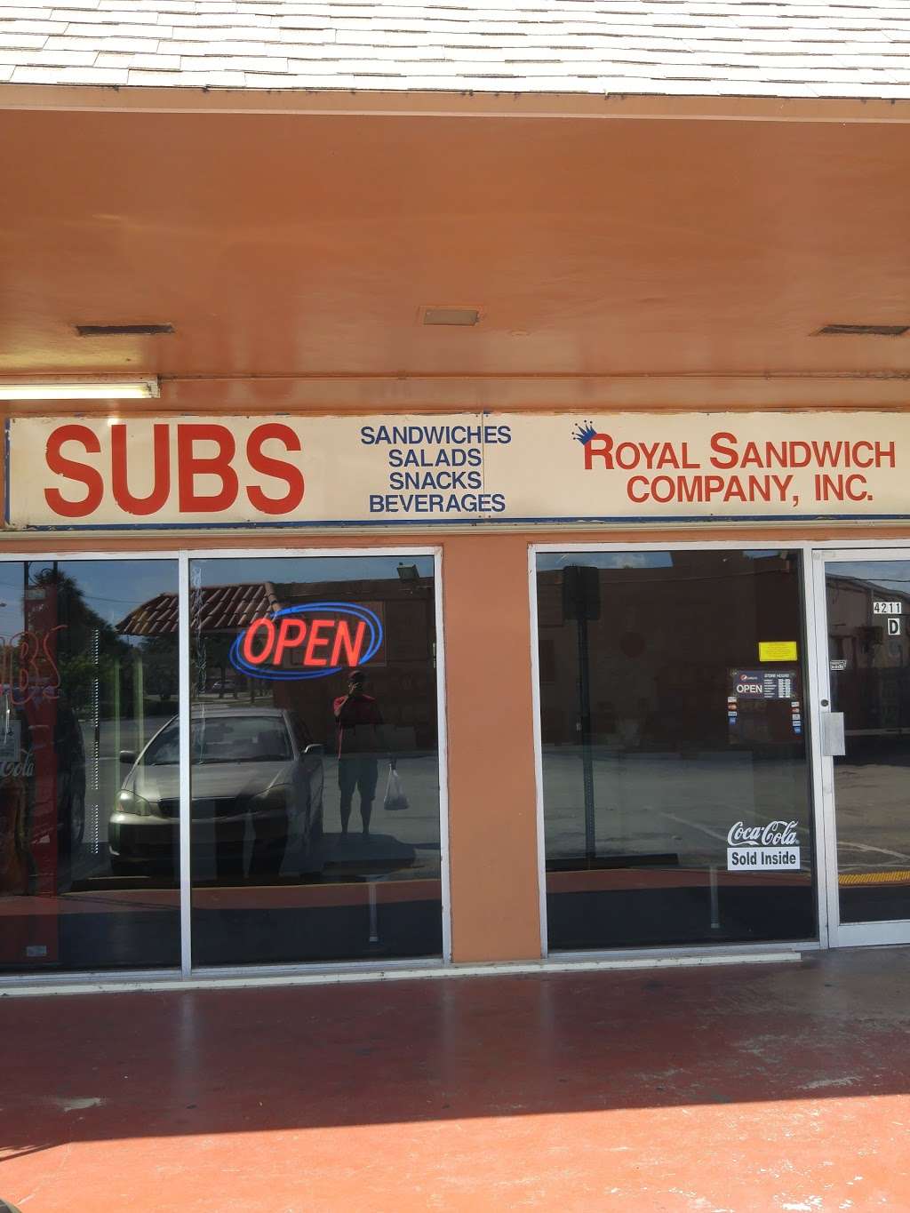 Royal Sandwich Co | 4211 N Shore Dr, West Palm Beach, FL 33407, USA | Phone: (561) 842-4959