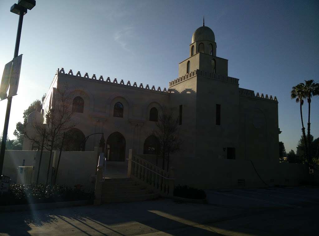 Masjid e Ezzi | 5701 Platt Ave, Woodland Hills, CA 91367, USA