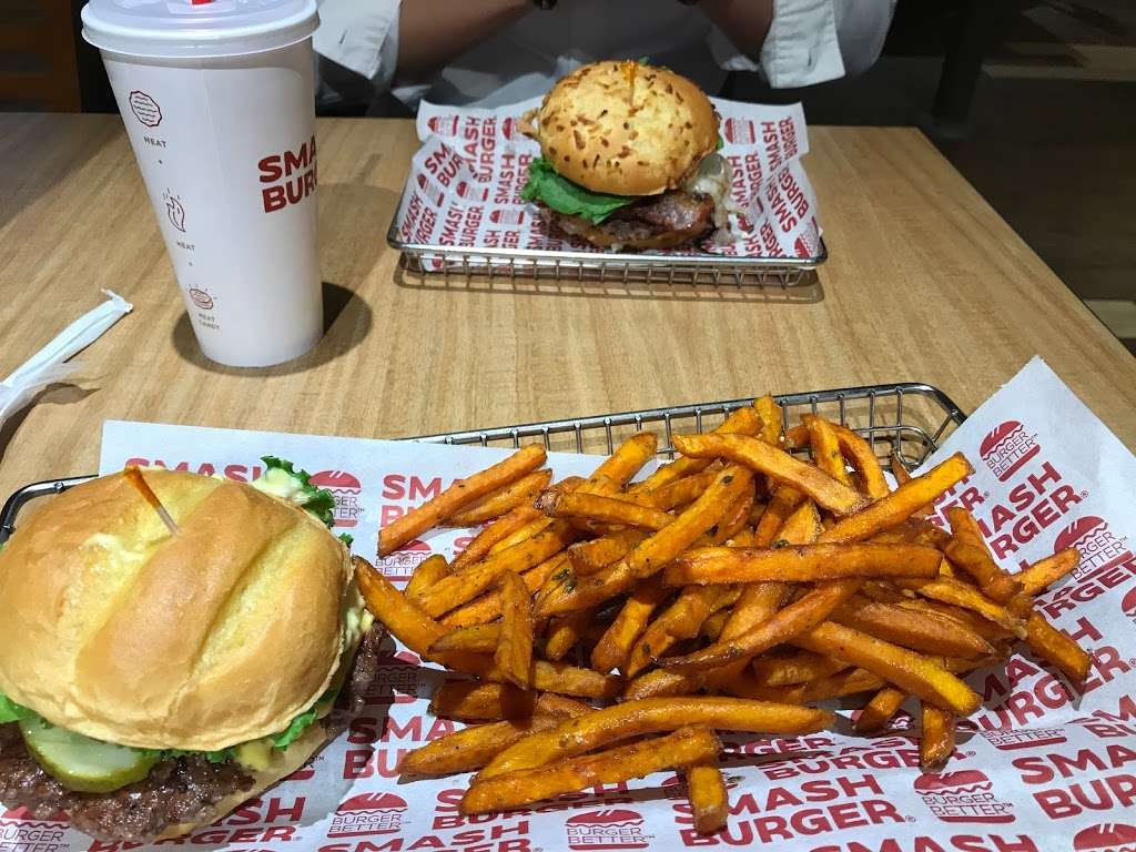 Smashburger | 1326 Centennial Ave, Piscataway Township, NJ 08854, USA | Phone: (732) 630-2500