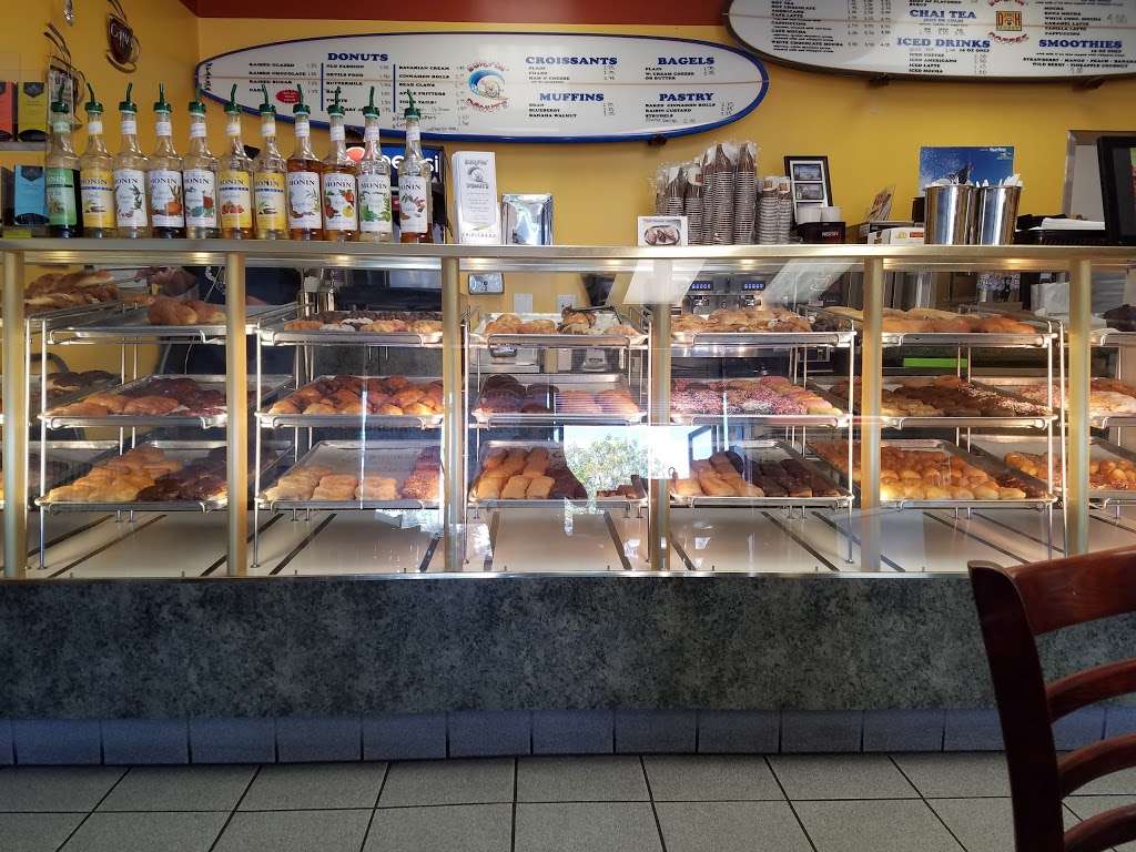 Surfin Donuts | 24451 Alicia Pkwy #5, Mission Viejo, CA 92691, USA | Phone: (949) 699-4926