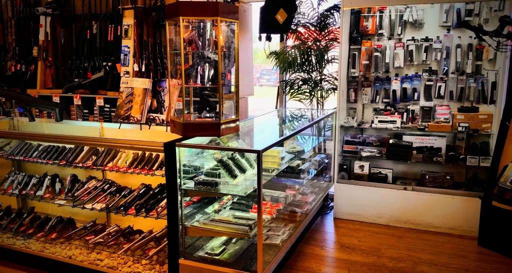 Rocky Mountain Pawn | 875 E Bridge St, Brighton, CO 80601, USA | Phone: (720) 408-9318