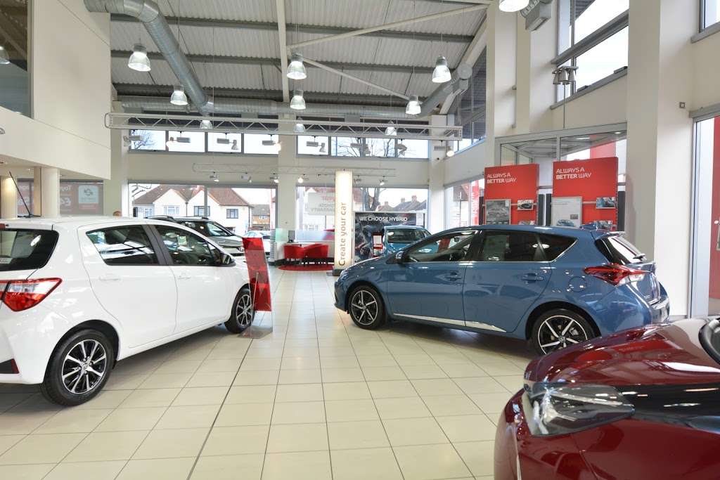 Jemca Toyota Croydon | 602 Purley Way, Croydon CR0 4RF, UK | Phone: 020 8649 5959