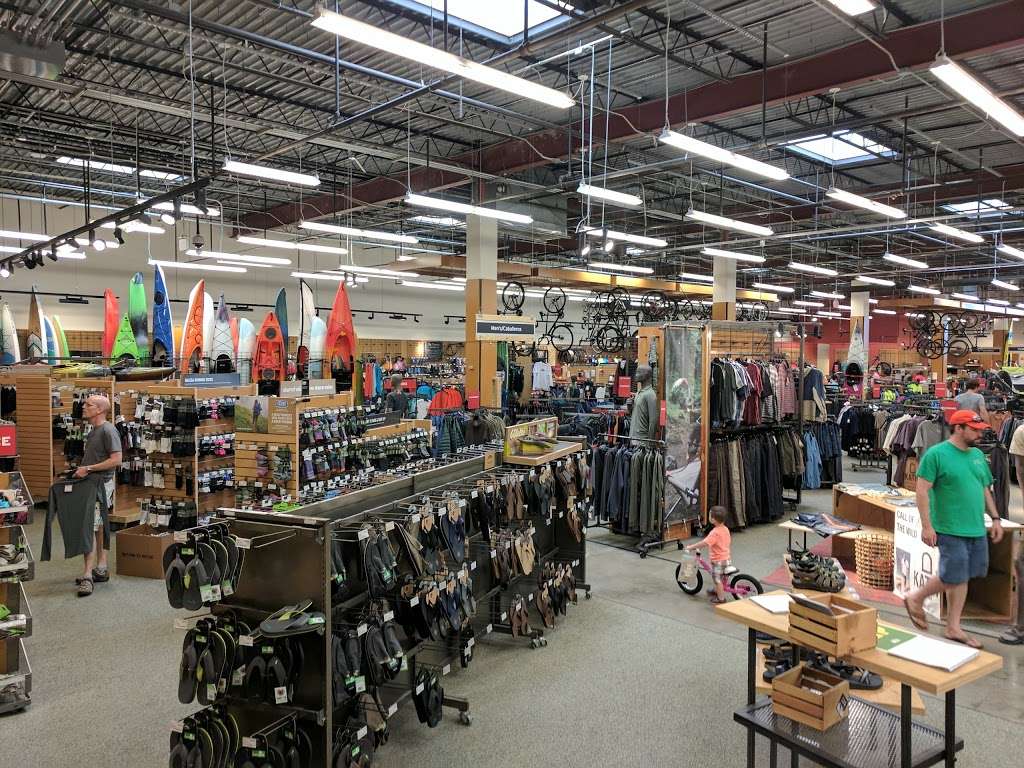 REI | 279 Salem St, Reading, MA 01867, USA | Phone: (781) 944-5103