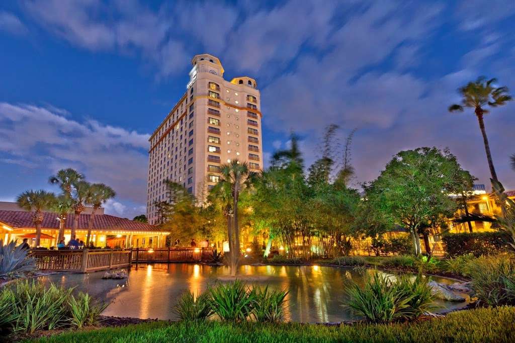 DoubleTree by Hilton Hotel Orlando at SeaWorld | 10100 International Dr, Orlando, FL 32821, USA | Phone: (407) 352-1100