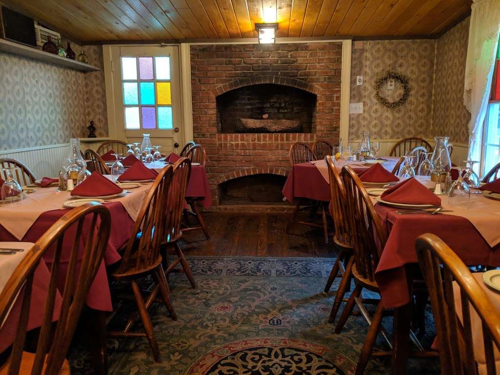 Ye Olde Centerton Inn | 1136 Almond Rd, Elmer, NJ 08318, USA | Phone: (856) 358-3201