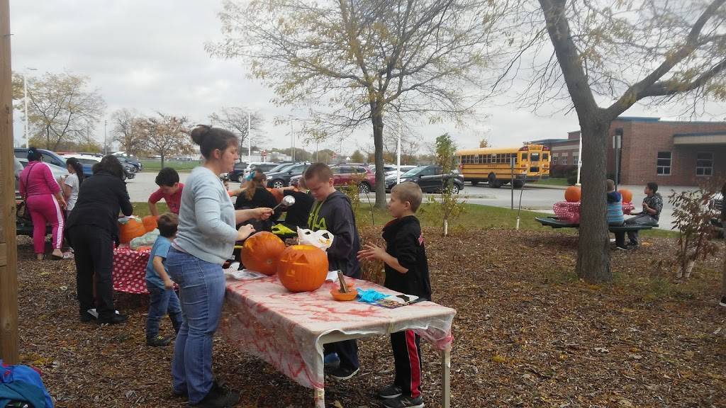 Holy Name Catholic Elementary School | 200 Fairview Ave W, Essex, ON N8M 1Y1, Canada | Phone: (519) 776-7351