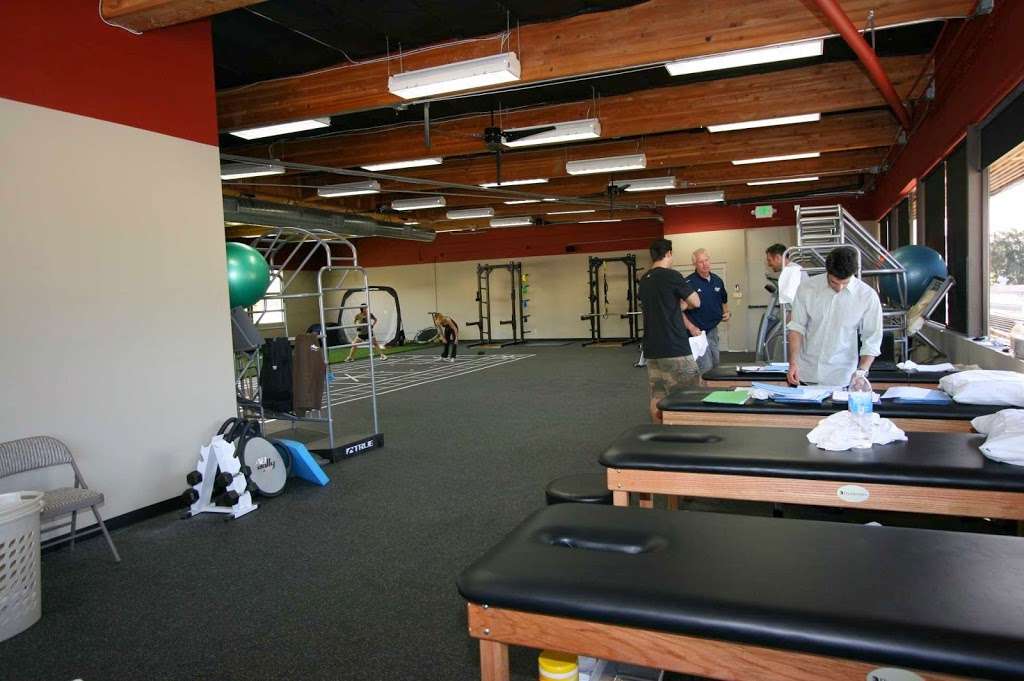 Rehab United Physical Therapy - Carmel Valley | 3323 Carmel Mountain Rd #200, San Diego, CA 92121, USA | Phone: (858) 720-0991