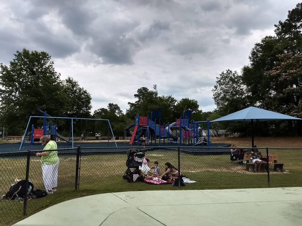 Splash Pad | 900 S Main St, Fuquay-Varina, NC 27526, USA | Phone: (919) 552-1430