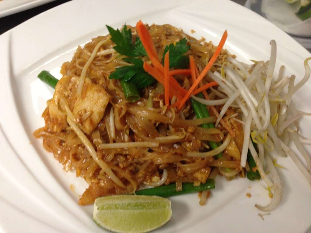 Bhan Thai | 4330 Dearborn Cir, Mt Laurel, NJ 08054, USA | Phone: (856) 234-4202