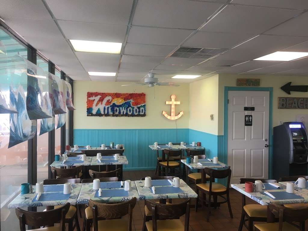 Lemmas Beach Grill | 9103 Atlantic Ave, Wildwood Crest, NJ 08260, USA | Phone: (609) 522-6361